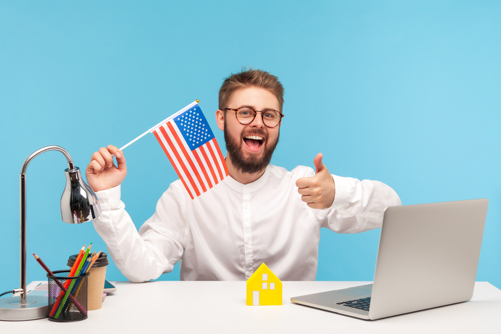 e-2 investor who has been approved for an e-2 visa with the help of an e-2 visa immigration lawyer